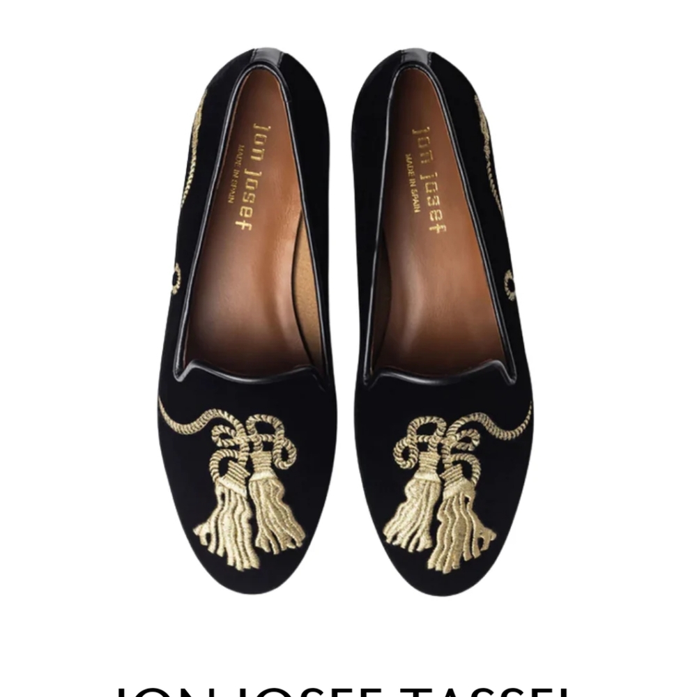 Authentic New Jon Josef velvet tassel loafers